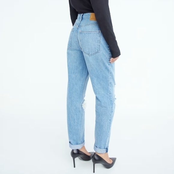 Aritzia Denim Forum The BF Boyfriend High Rise Loose Jeans Distressed 29 - Picture 2 of 16